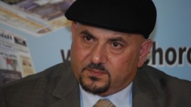 سأنشد في سوريا بعد سقوط “الطبيب الذي يقتل شعبه”