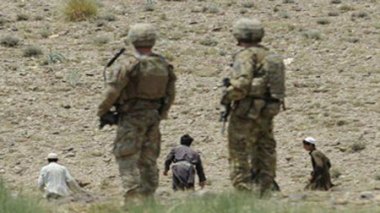 Attentat suicide en Afghanistan : 21 morts dont trois soldats de l'Otan