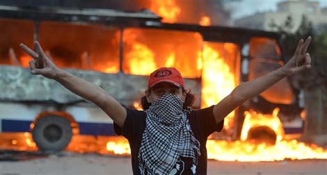 Égypte: les Frères musulmans accusent l’opposition de recourir à la violence