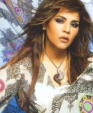 Ahlam films a new song