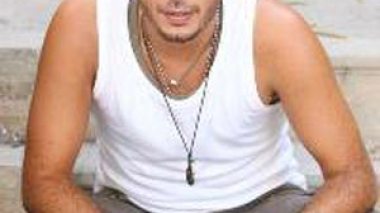 Ahmad Al Sharif films new clip with Walid Nasif