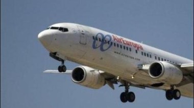 Roissy/ France : un avion sort de la piste à l'atterrissage