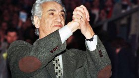 “آيت أحمد أحد صناع الاستقلال ومن رموز التاريخ المعاصر”