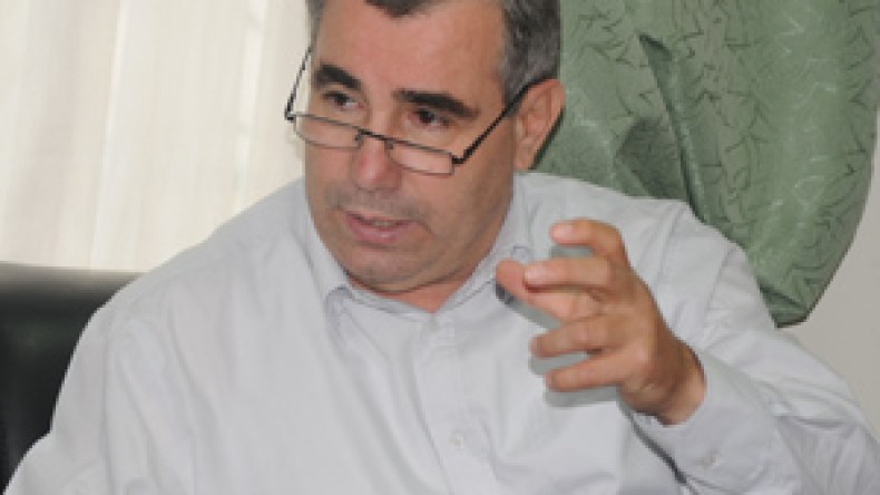 “90 بالمائة من تلاميذ الأمازيغية يوجدون بمنطقة القبائل ولا يوجد في العاصمة أكثر من مائة مسجل “