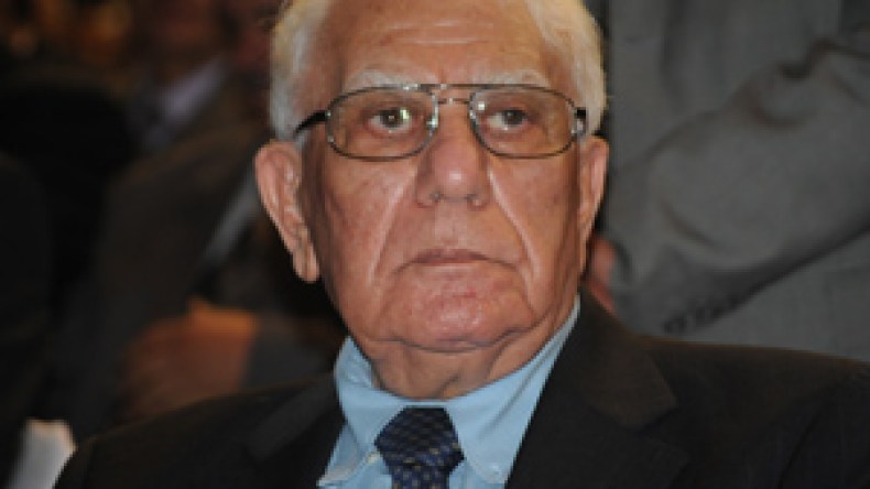 الشاذلي أمر بالتحقيق في قضية عميروش وسي الحواس