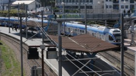 سائقو القطارات يشلّون حركة النقل عبر السكة الحديدية دون إشعار