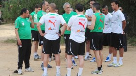 خاليلوزيتش يحضّر مباراة النيجر بـ21 لاعبا فقط ومصير غامض لجبور