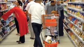 أسعار مادتي السكر والزيت تنهار إلى ما دون السعر المحدد من طرف الحكومة