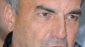 ” لدينا  الإمكانات  للتدارك  وإبقاء  الكأس  في  الجزائر “