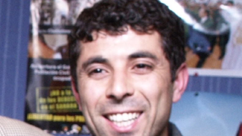 الزميل علي يونسي يرحل في عز الشباب