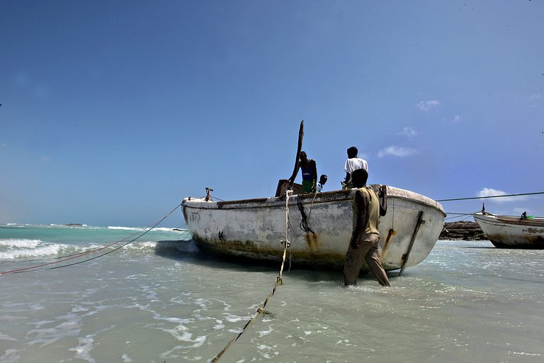 Abducted Algerian Sailors in Somalia Face Death