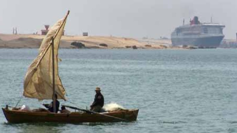 Tugboat Explosion Kills Three in Egypt's Suez