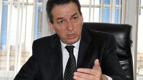بن يونس: لدي حلّ وسط للتوفيق بين مبادرتي أويحيى وسعداني