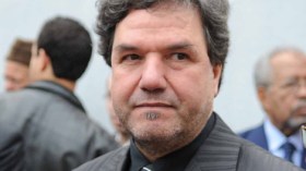 “أمين الزاوي للشروق: أنا ضدّ عبادة الأصنام في الدين مثلما في الأدب”