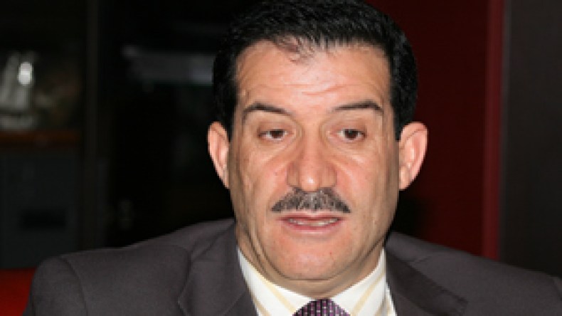 غول‭ ‬يبحث‮ ‬عن‮ ‬رأس‮ ‬المال‮ ‬الأجنبي‮ ‬لإنجاح‮ ‬الاستثمار‮ ‬في‮ ‬الجزائر