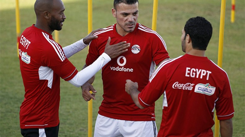 نجوم كروية مصرية تؤكد مساندتها المطلقة للجزائر في “الكان”