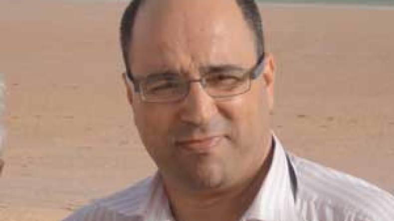 أنور مالك وهشام عبود يتبرأن من مبادرة عودة المنفيين