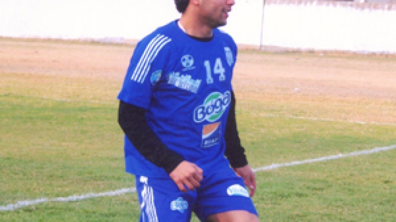 اللاعب‭ ‬عنتير‭ ‬من‭ ‬مولودية‭ ‬العلمة‭ ‬يحاول‭ ‬الانتحار‭ ‬ثلاث‭ ‬مرات‭ ‬بعد‭ ‬تعقد‭ ‬وضعيته‭ ‬مع‭ ‬البابية