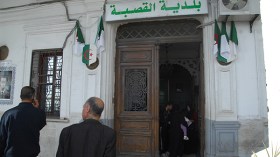 غرباء اقتحموا 90 بالمائة من سكنات رحل قاطنوها