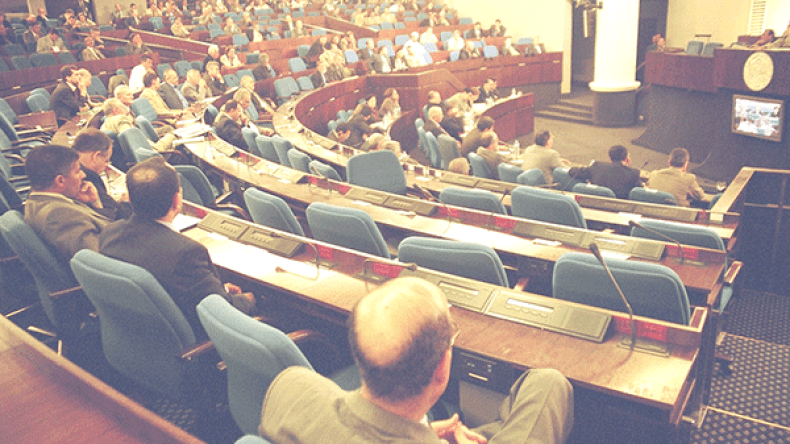 نواب يثورون على “الوزراء الكسالى” على الغياب غير المبرر!