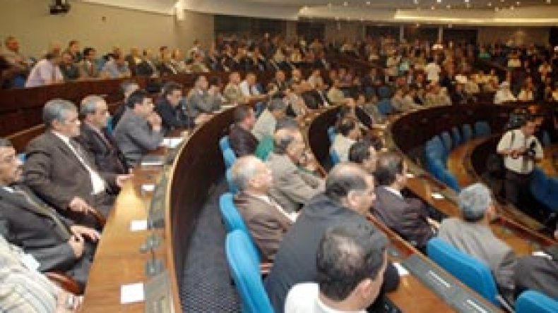 زيادات في أجور عمال البرلمان تتراوح ما بين 4500 و11 ألف دينار