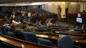 “البقارة” مخيرون..البرلمان أو “الشكارة”