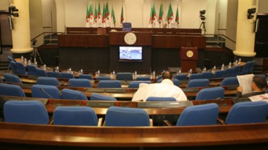 Algeria: 21 deputies change their parties
