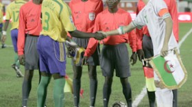 المراقب التونسي يقترح إقصاء الحكام الغينيين من التحكيم الدولي