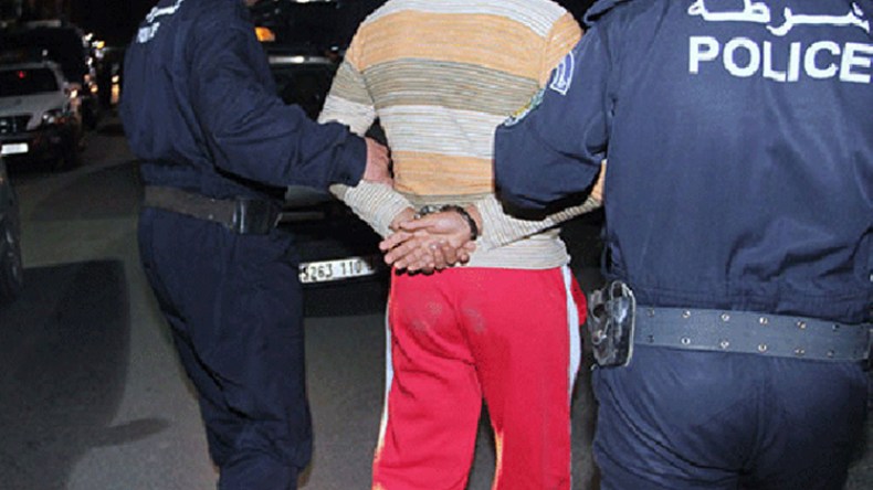 راق مزيف ينوّم ضحاياه للاستيلاء على أموالهم بالشلف