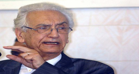 Aït Ahmed appelle les Algériens à rester “unis” pour construire un État de droit