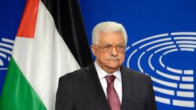 الرئيس الفلسطيني يرفض اتهامات إسرائيلية بالعداء للسامية