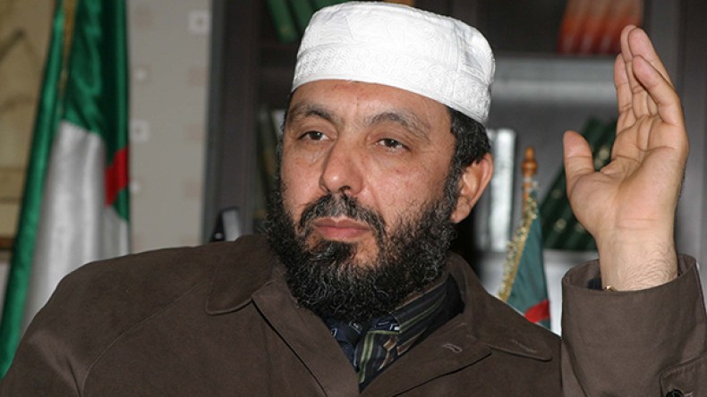 جاب الله: “الزوايا تبيّض صورة شكيب خليل لفرضه كبديل”