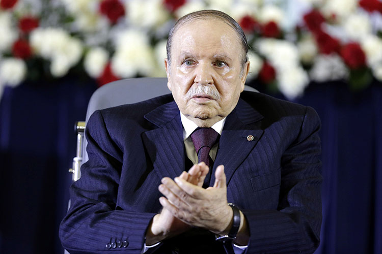 Bouteflika annonce officiellement sa candidature à la présidentielle