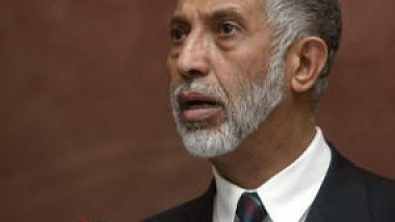 بلخادم يأمر بتجنيد النساء قبل نهاية السنة لترشيحهن في استحقاقات 2012