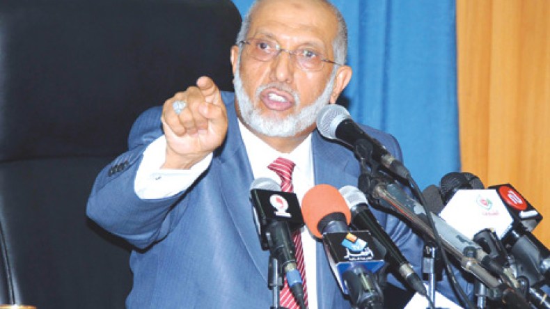 بلخادم: لن أترك الآفلان في أزمة على بياض