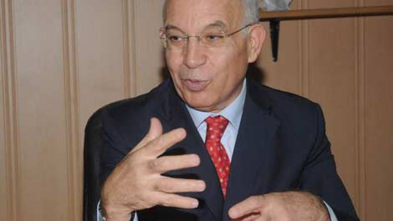 لهذه الأسباب انتعشت السياسة الخارجية للجزائر