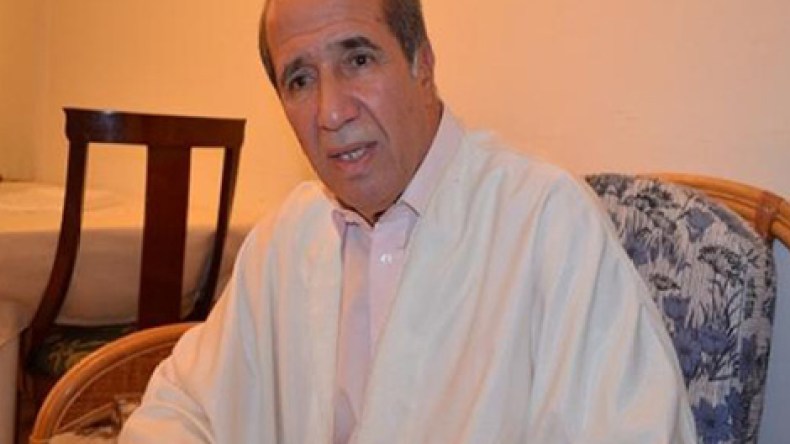 تفاصيل إنقاذ حياة السفير و50 من مرافقيه