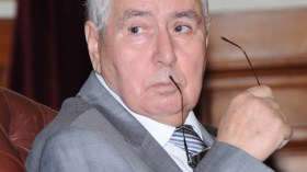 بن صالح يشرع في تنفيذ خطة تفكيك قنابل الأرندي