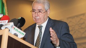 بن صالح: “الوضع المالي للجزائر صعب… ولا نقبل التطاول على بوتفليقة”