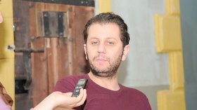 عبد القادر جريو يعود إلى منصبه.. ويُحذّر من “الدخلاء على المسرح”!