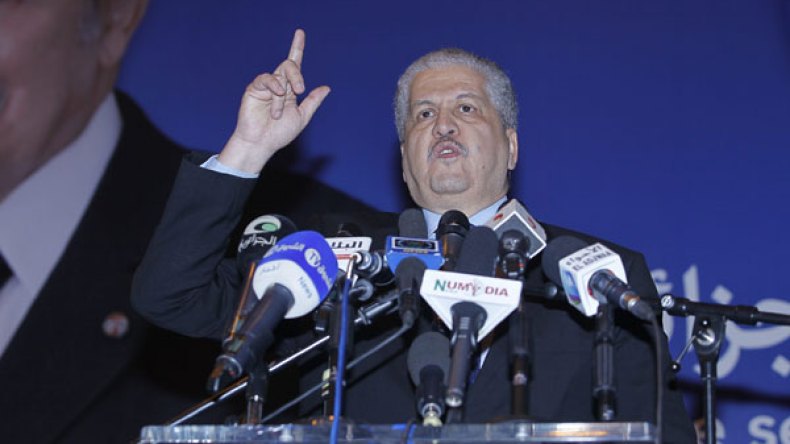 سلال: اطمئنوا.. لا تراجع عن لونساج ولونجام