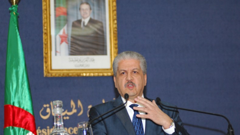 سلال: لمذا تصدّقون الأجانب وتكذّبونني ؟!