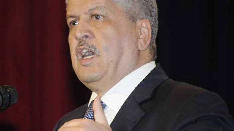 سلال يخاطب الليبيين: جيشكم متهالك ولا قدرة له على مواجهة المتطرفين