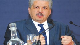 سلال يزيد مشهد الرئاسيات غموضا!