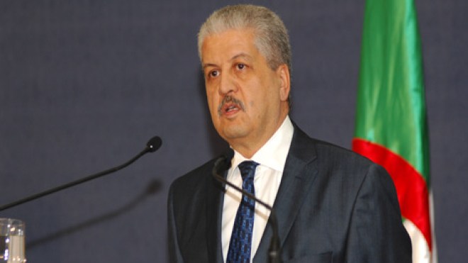 سلال: المأساة الوطنية خلفت 200 ألف قتيل
