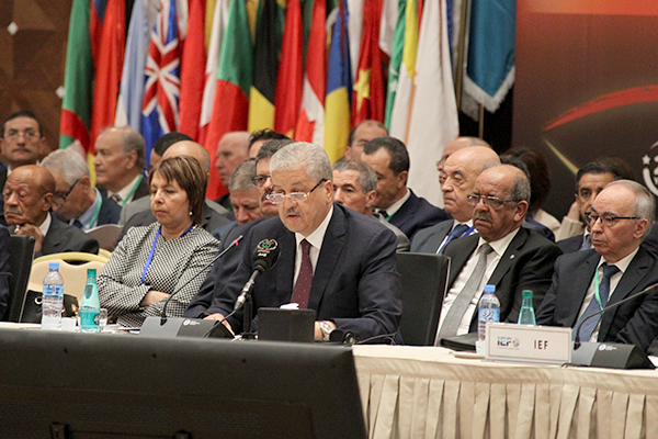 Algeria gathers war protagonist for “oil talks”