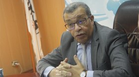 فائض دولارات برميل النفط لتغطية عجز الميزانية