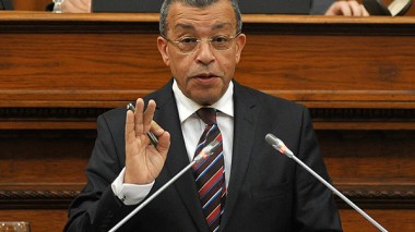 Benkhalfa ordonne un contrôle strict des dépenses publiques