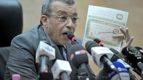 شدوا الحزام.. 2017 أصعب عام على الجزائريين