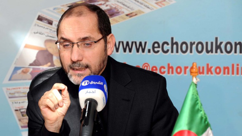 حمس: نرفض تدخل هولاند في ترتيبات السلطة لما بعد بوتفليقة